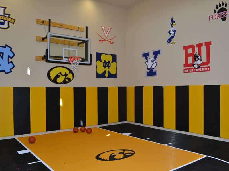 Indoor courts Pittsburgh